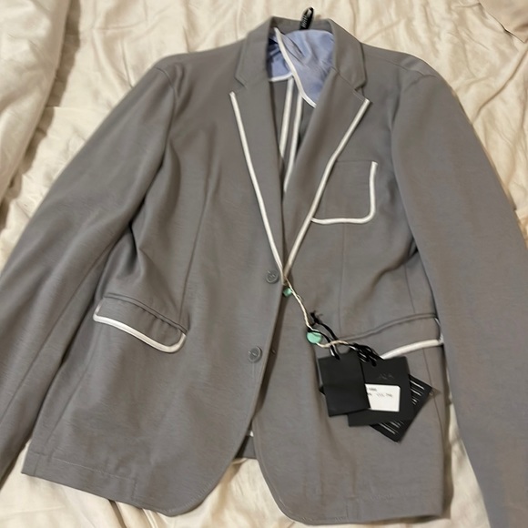 Gray Italian blazer — never worn! Brand is Hotel. European size 54, USA 44 - Picture 1 of 2
